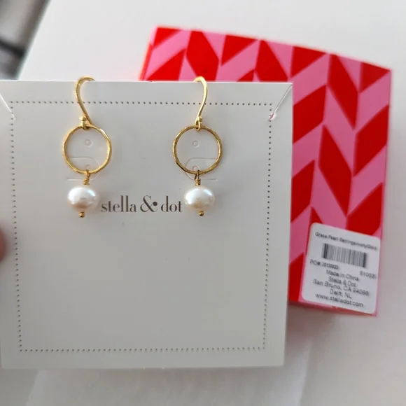 Stella & Dot Gold Grace Pearl Earrings - Picture 3 of 5